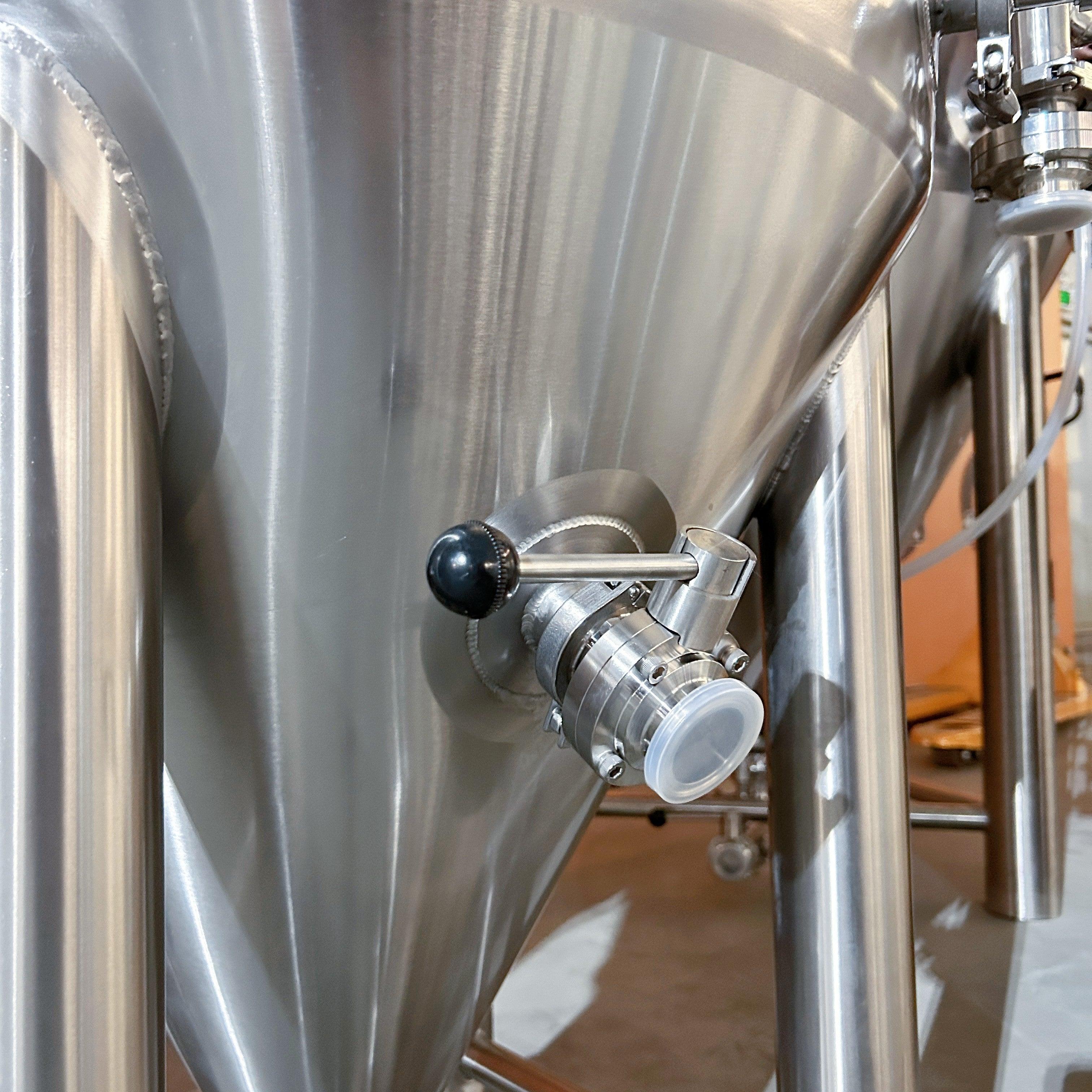 200L Conical Fermenter (pressurisable, jacketed) - KegLand