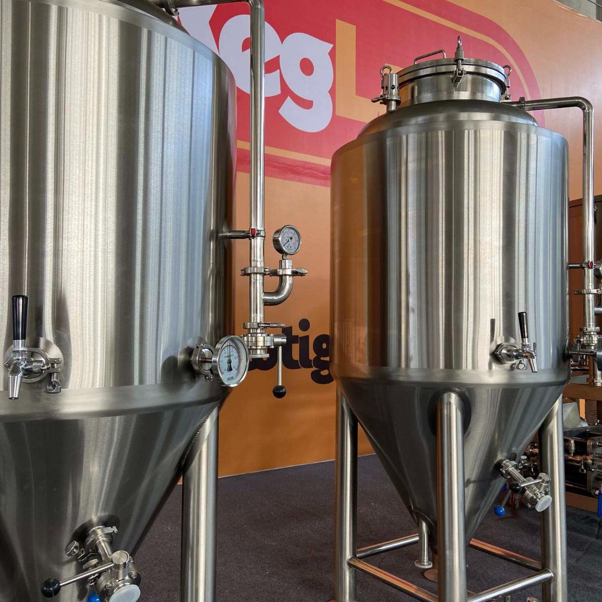 200L Conical Fermenter (pressurisable, jacketed) - KegLand