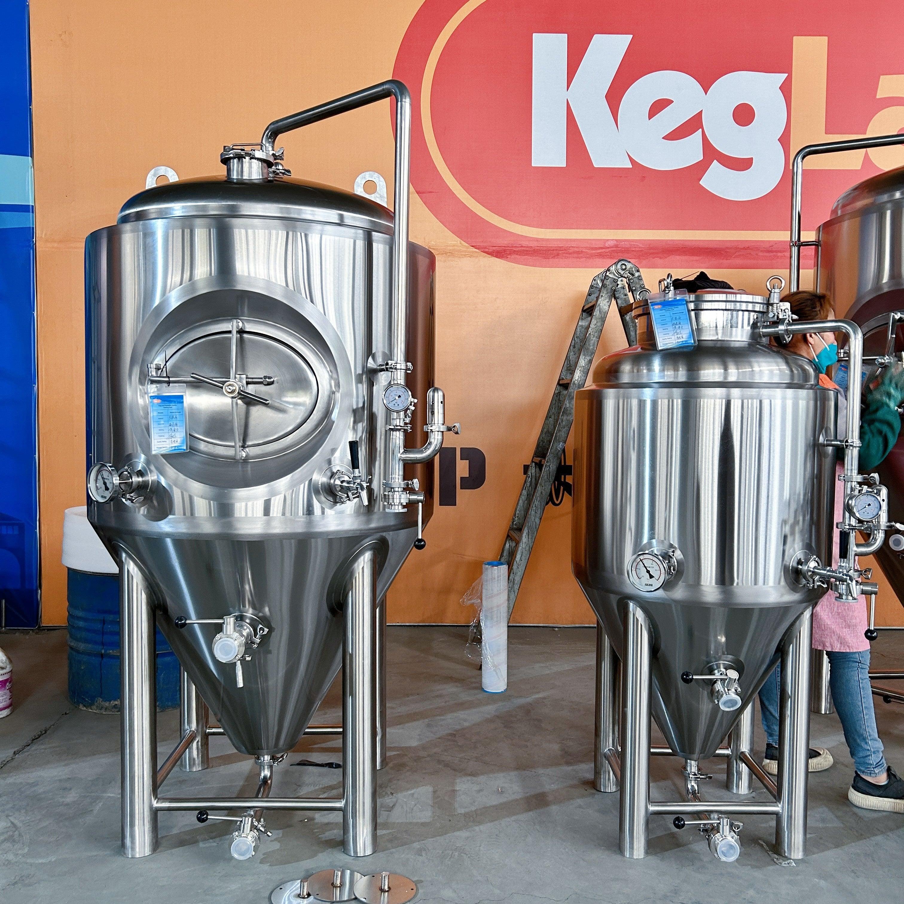 400L Conical Fermenter (pressurisable, jacketed) - KegLand