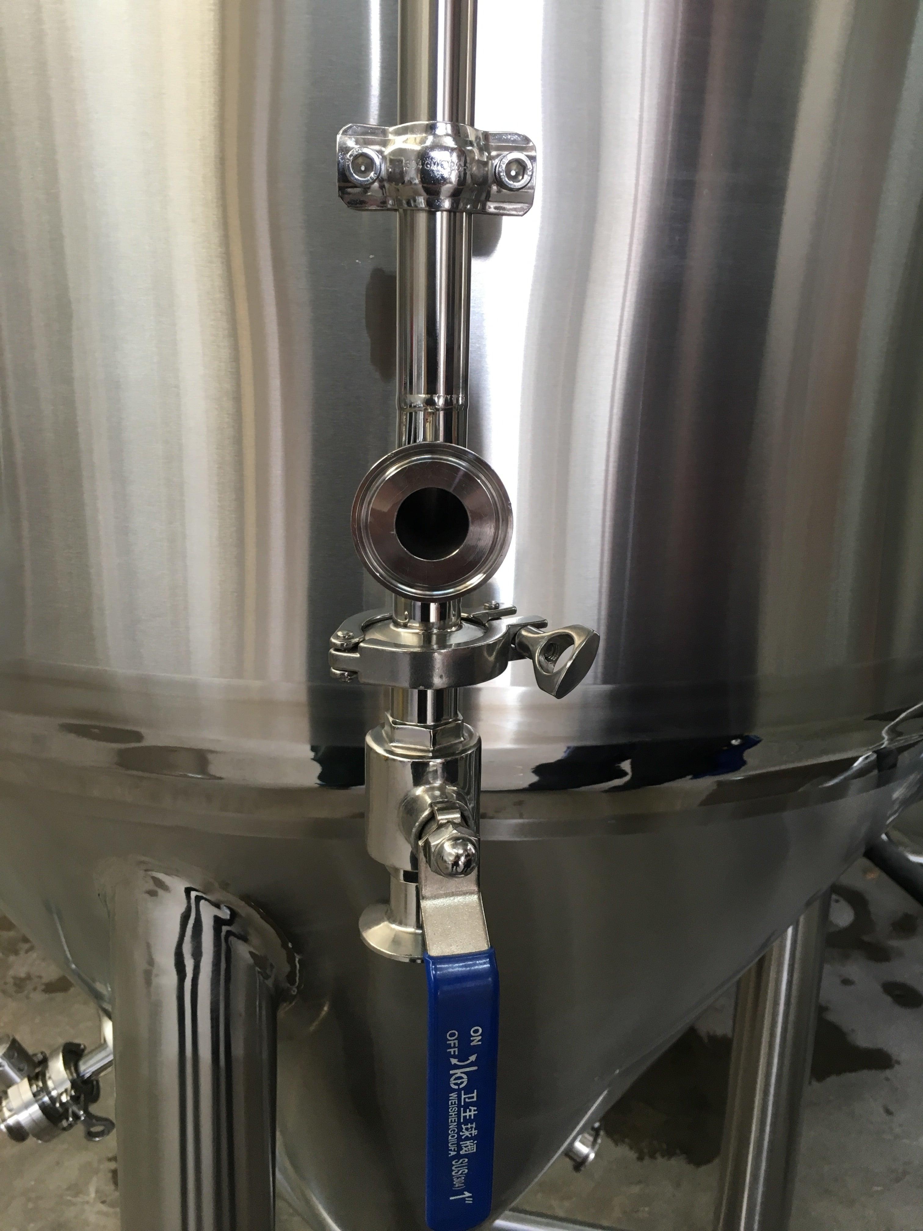 600L Conical Fermenter (pressurisable, jacketed) - KegLand