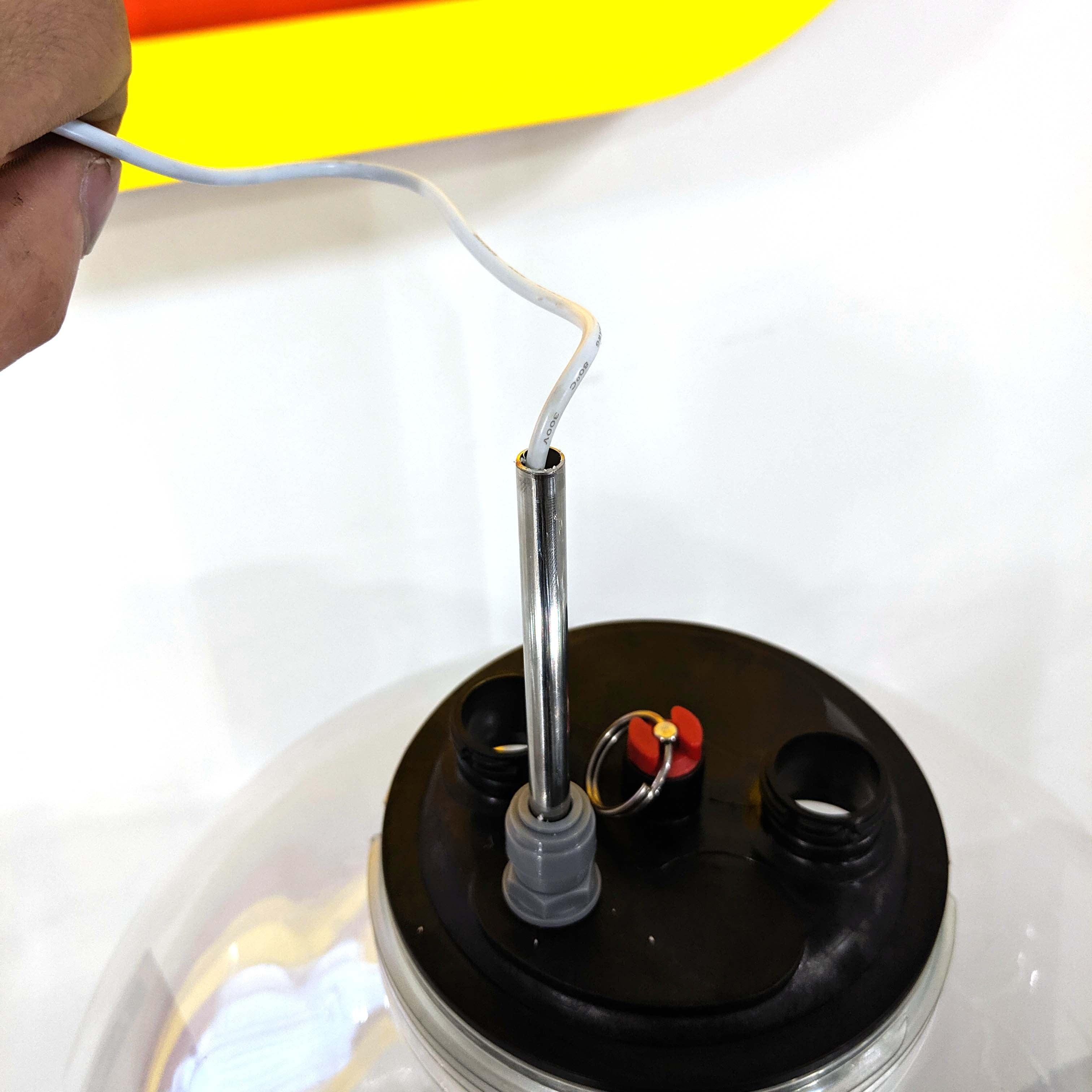 60cm Thermowell (8mm(5/16') OD) Includes duotight 8mm (5/16') x 1/4inch thread with o-ring and nut - KegLand