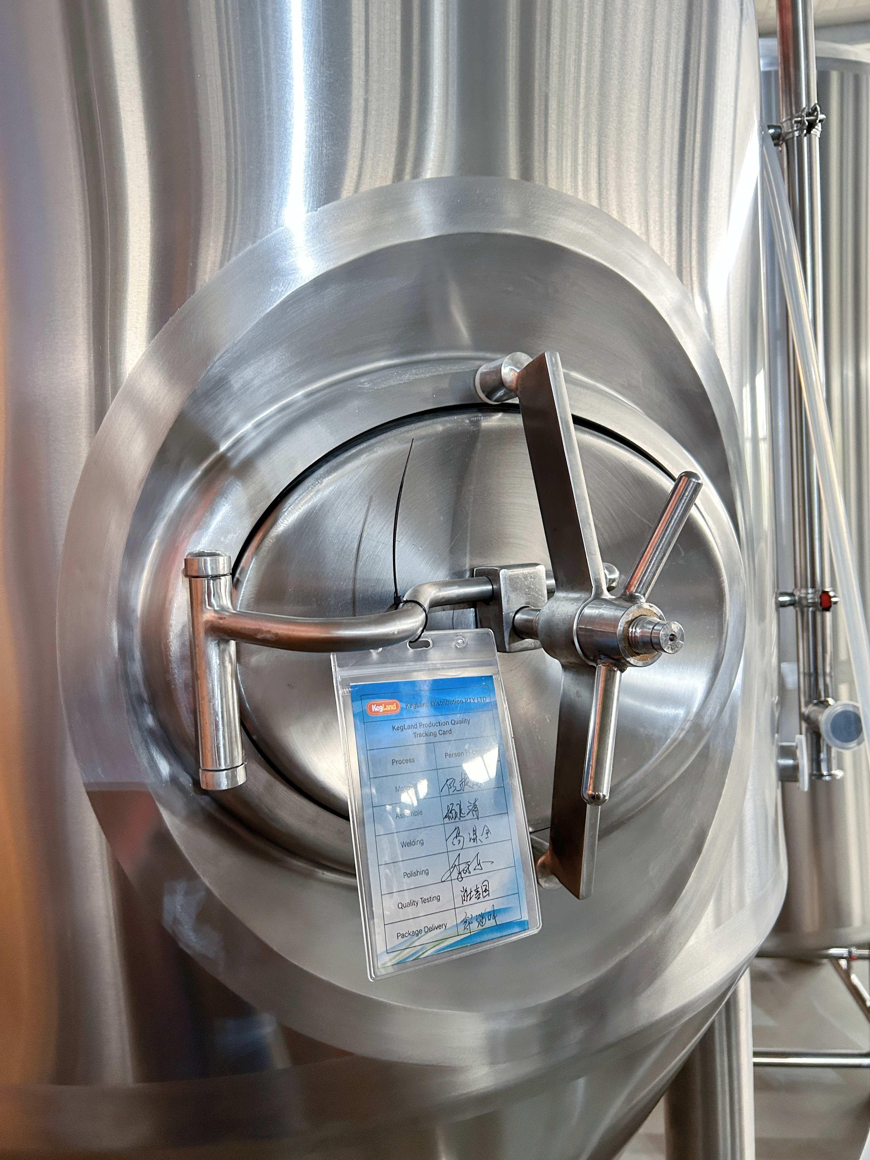 800L Conical Fermenter (pressurisable, jacketed) - KegLand