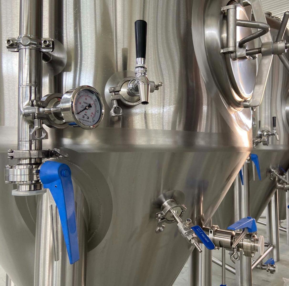 800L Conical Fermenter (pressurisable, jacketed) - KegLand