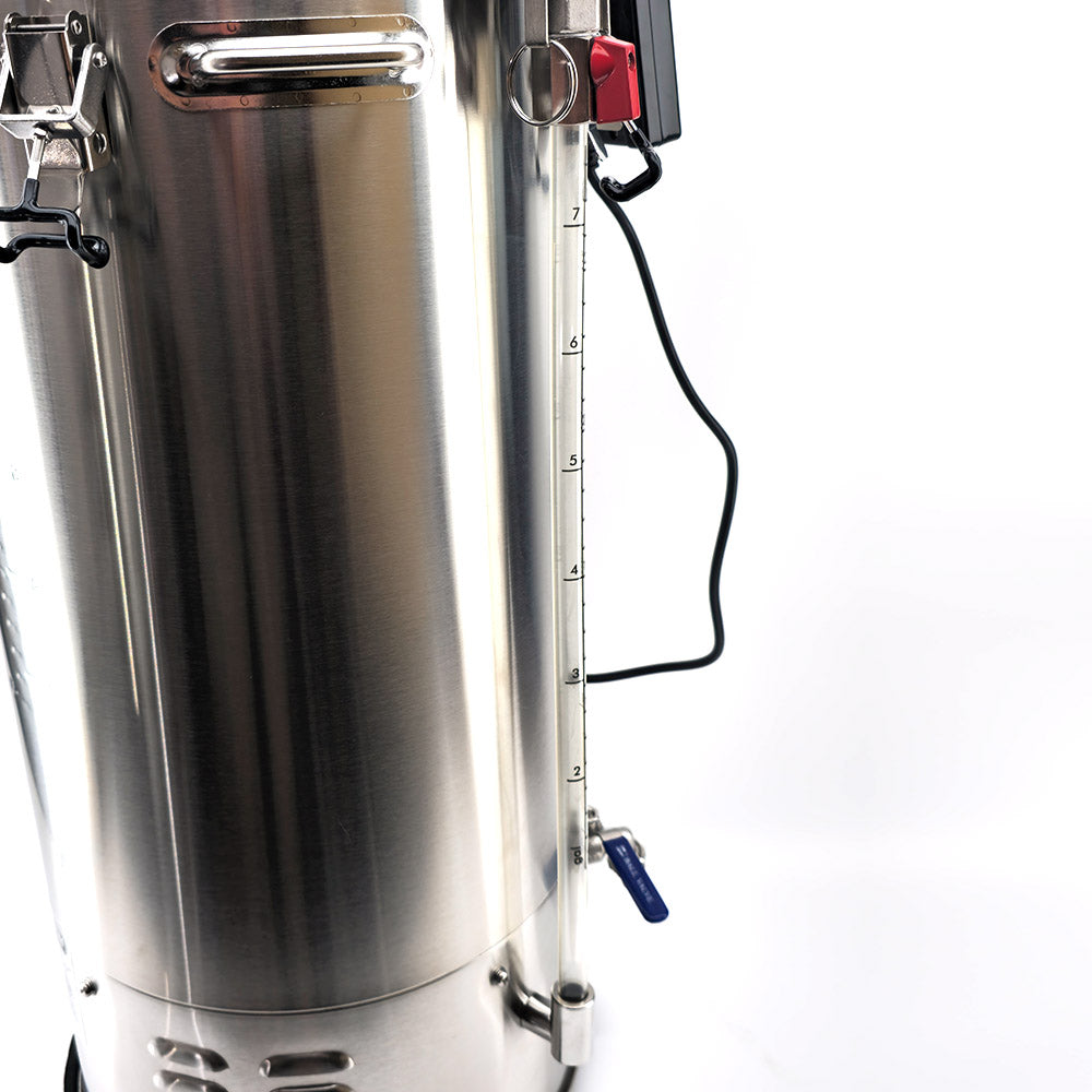 Suits 35L BrewZilla Gen 3 to 3.1.1 and 4 breweries. This will enable you to see the liquid level through the incredibly strong and crack resistant PPSU sight glass.