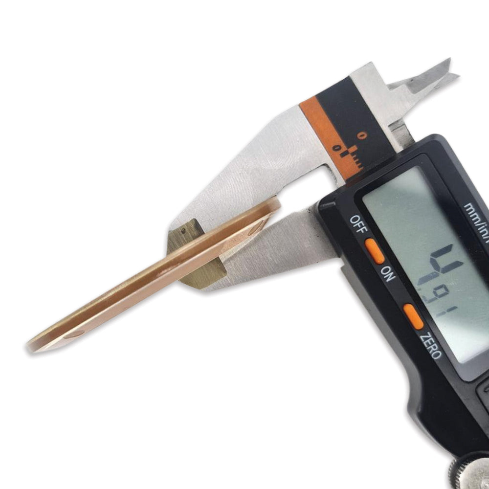 This sight glass is suitable for use with any 2 Inch Tri-Clover ferrule with a 2 Inch Tri-Clover Flat Seal and 2 Inch Tri-Clover Clamp.