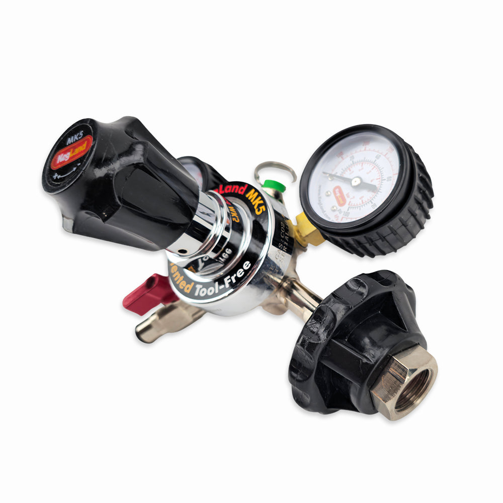 The easy grip locking wheel makes it extremely simply to seal with much less force than previous seals.