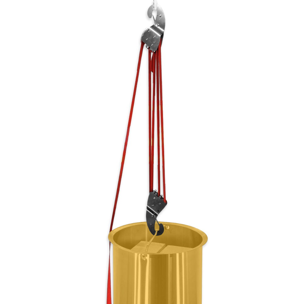The pulley includes the long 10meter 25mm wide webbing strap.