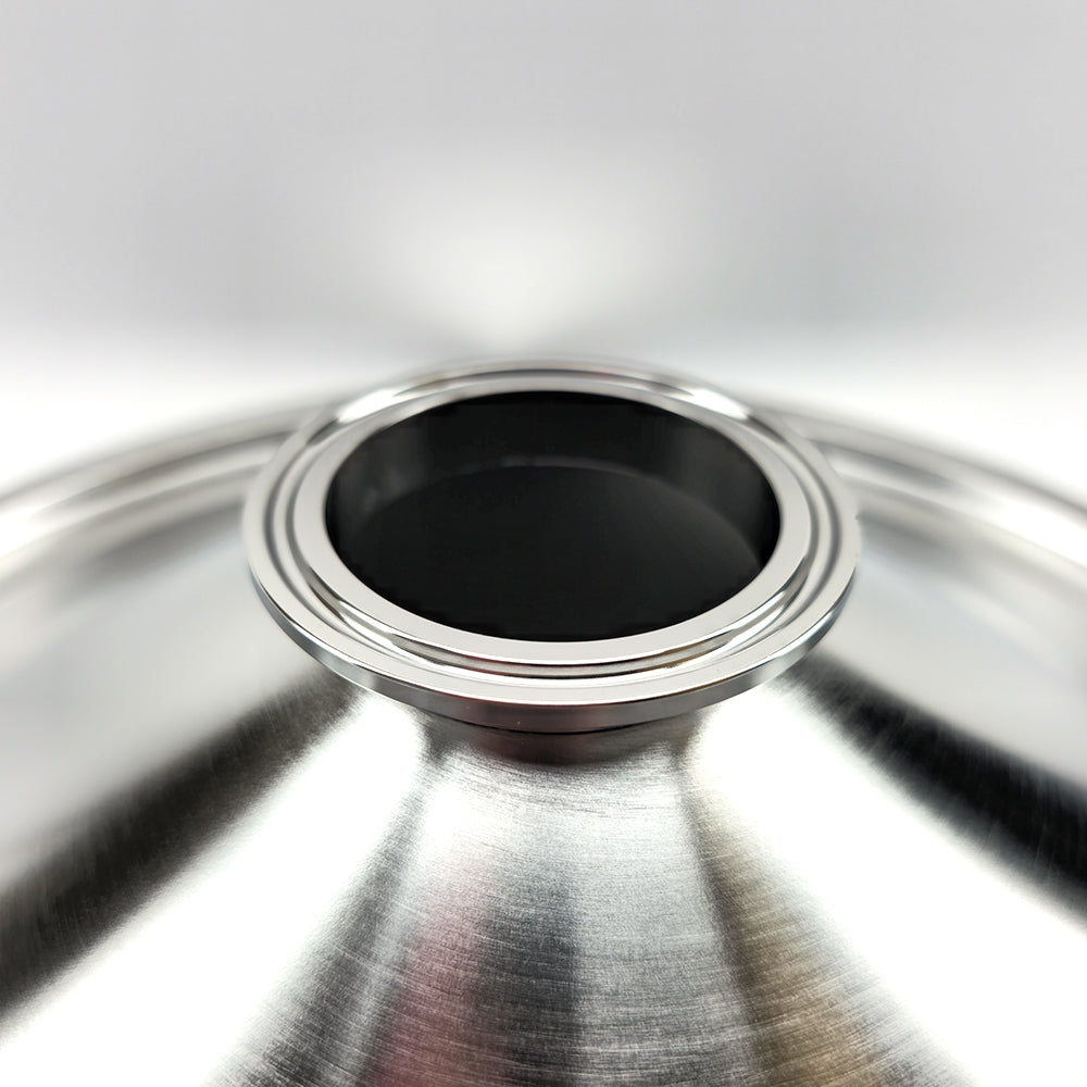 Attach a 2 Inch Tri-Clover adapted still directly to this distillation lid. Suitable for 35L Digiboils, BrewZillas and Turbo Boilers.