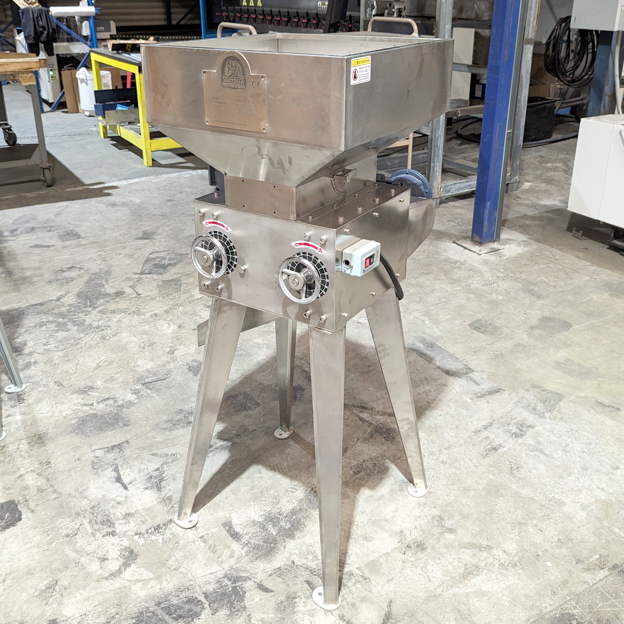 Commercial Brewer Grain Mill for Micro-Brewery or Home Brew Store