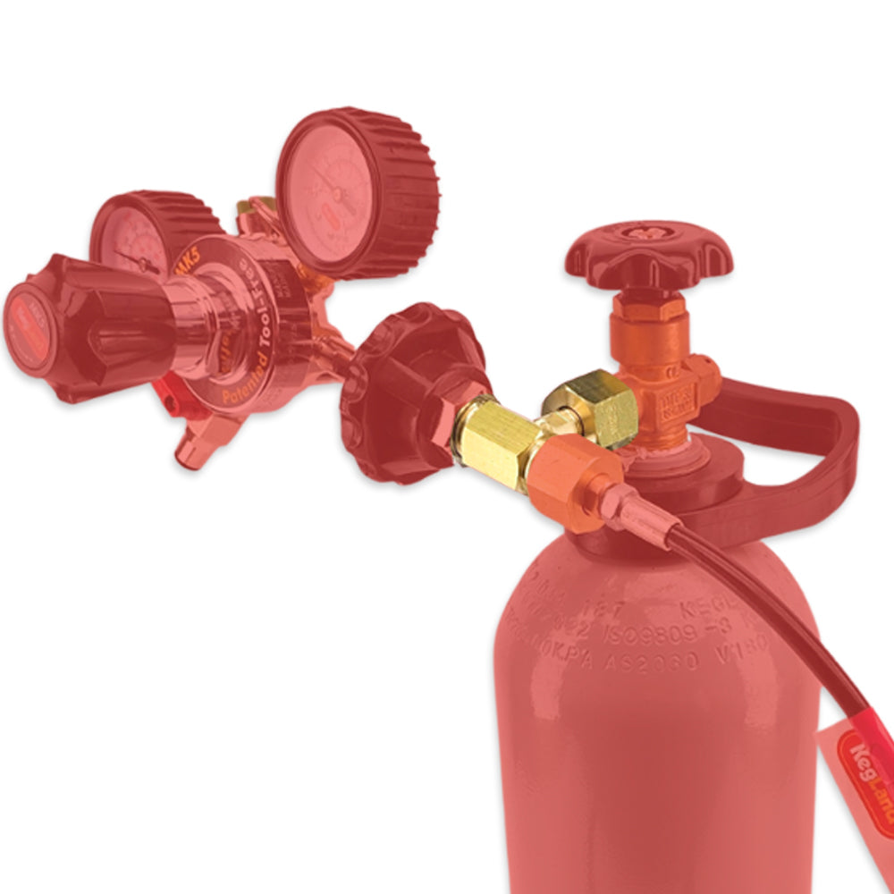 Brass Type 30 CO2 Splitter. F x M x M. Splittong one MK5 Regulator to a Freedom One Hose Adaptor.