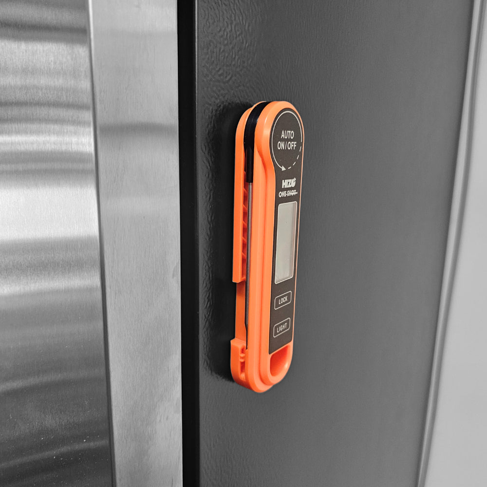 Hizo One-Shot on the side of a fridge. Magnetically attached.