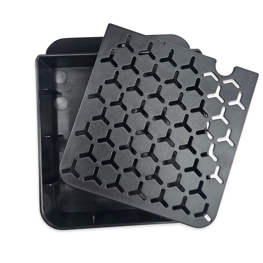 Top piece of drip tray is also remoavable for cleaning.