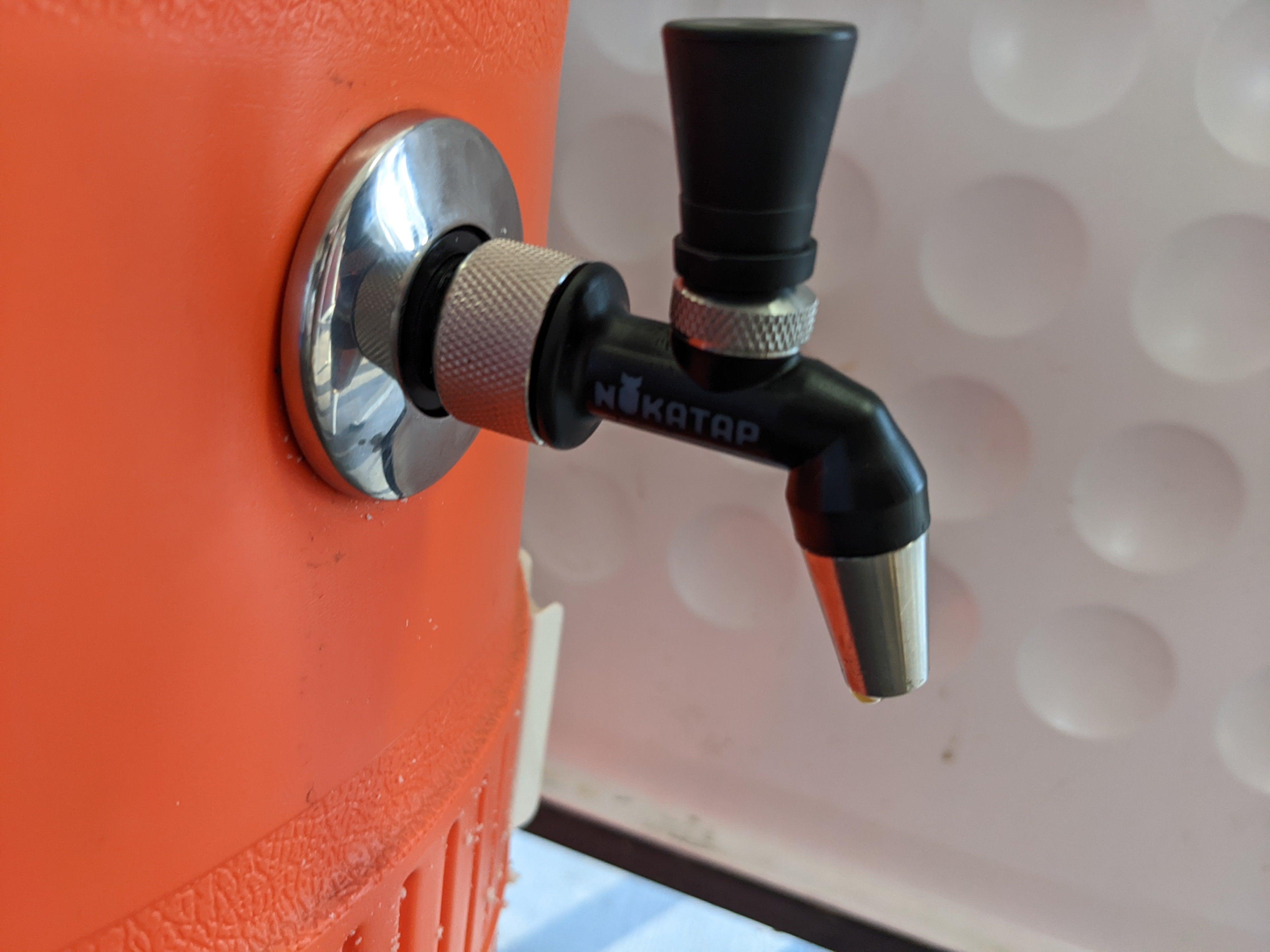 Nukatap Mini - Wall Mount Shank Kit (duotight 8mm 5/16) - KegLand