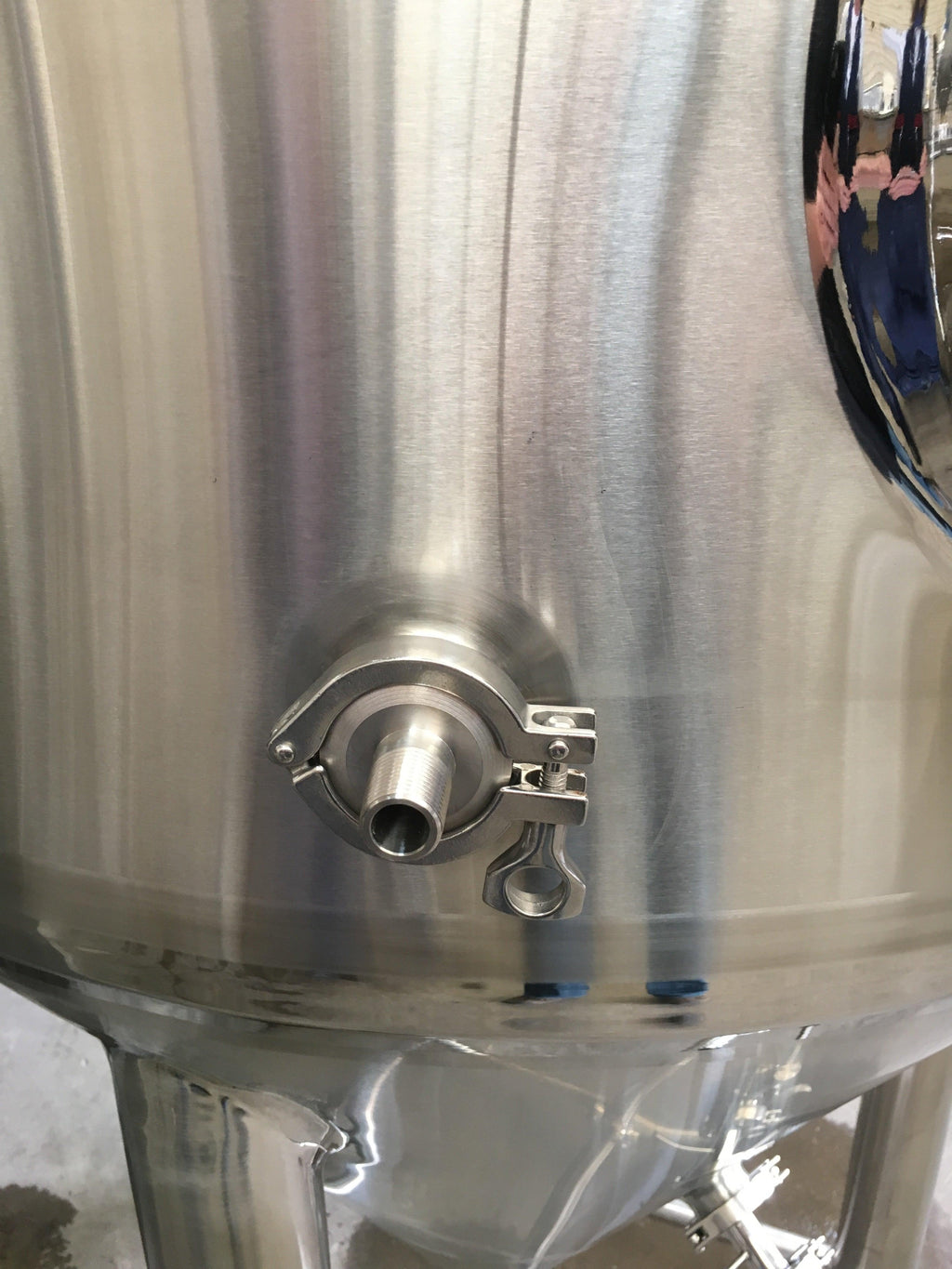 600L Conical Fermenter (pressurisable, jacketed) - KegLand