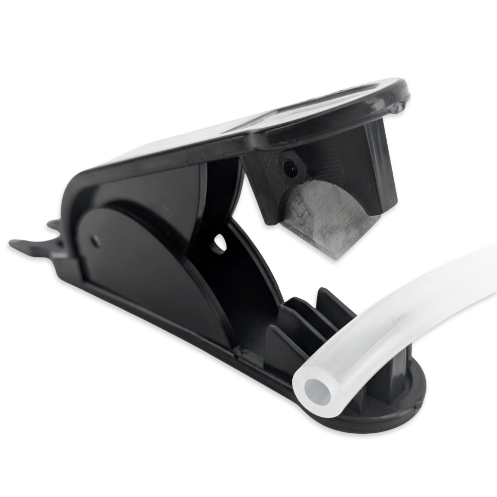 The tube cutter itself has hardened and extremly sharp blade that makes nice clean and square cuts on tubing. This is also perfect for using with the duotight fittings.