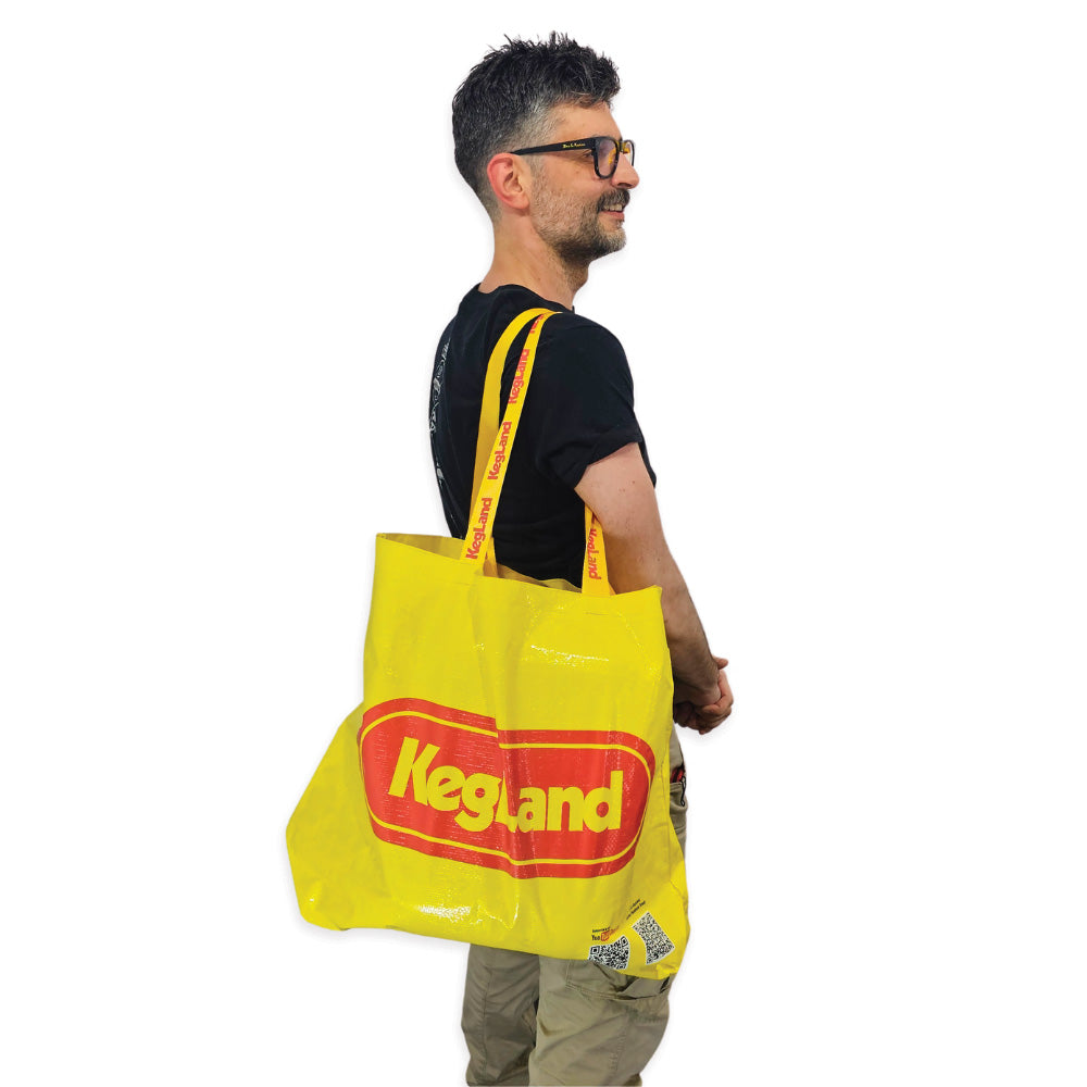 Capable of carrying up to 25kg (tested). That's a grain sack in each hand. Go beast mode with KegLands Yellow Market Bags.