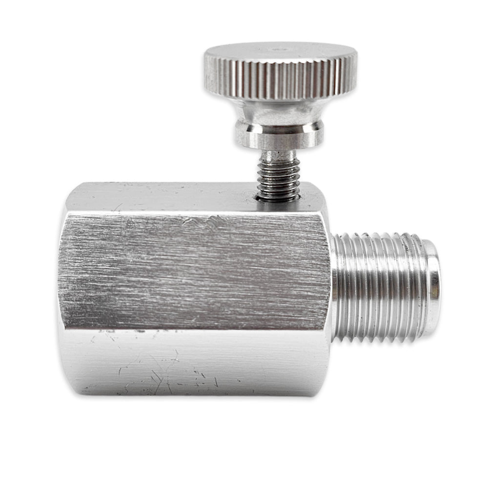 This adapter is suitable for the Mini duotight Regulator to fit a threaded AU Sodastream bottle.