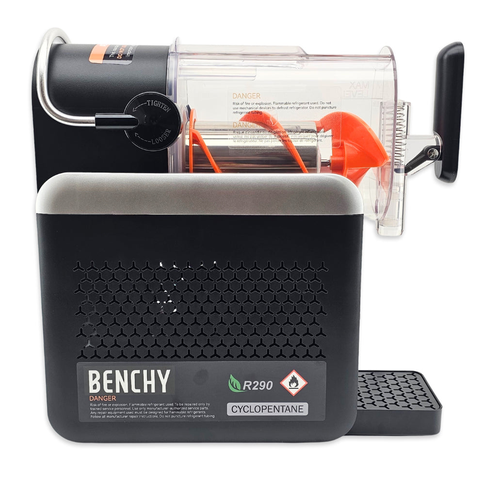 Right hand profile of the Benchy Slushy Machine from KegLand and VINKA.