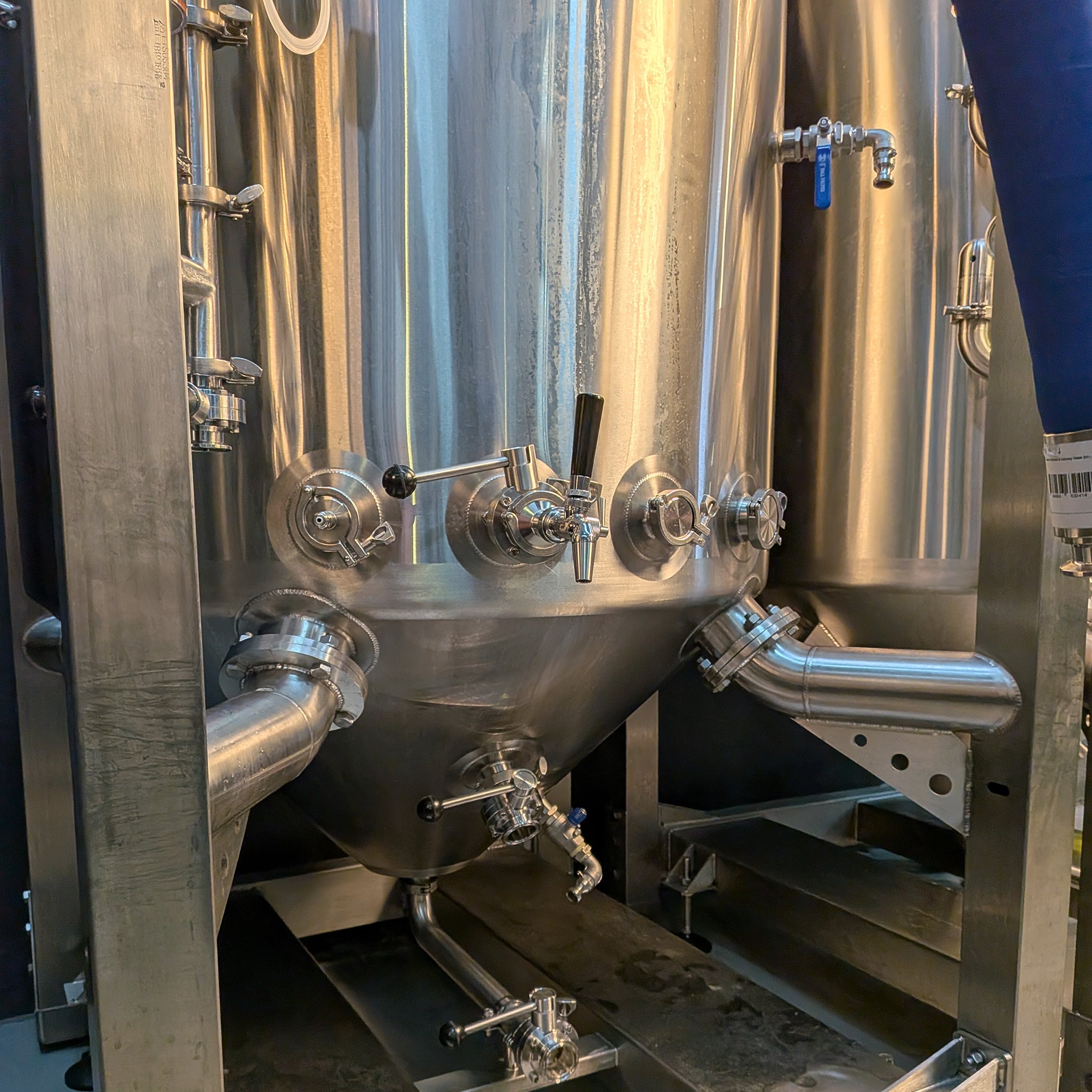 TeleTank 600L - with sampling tap