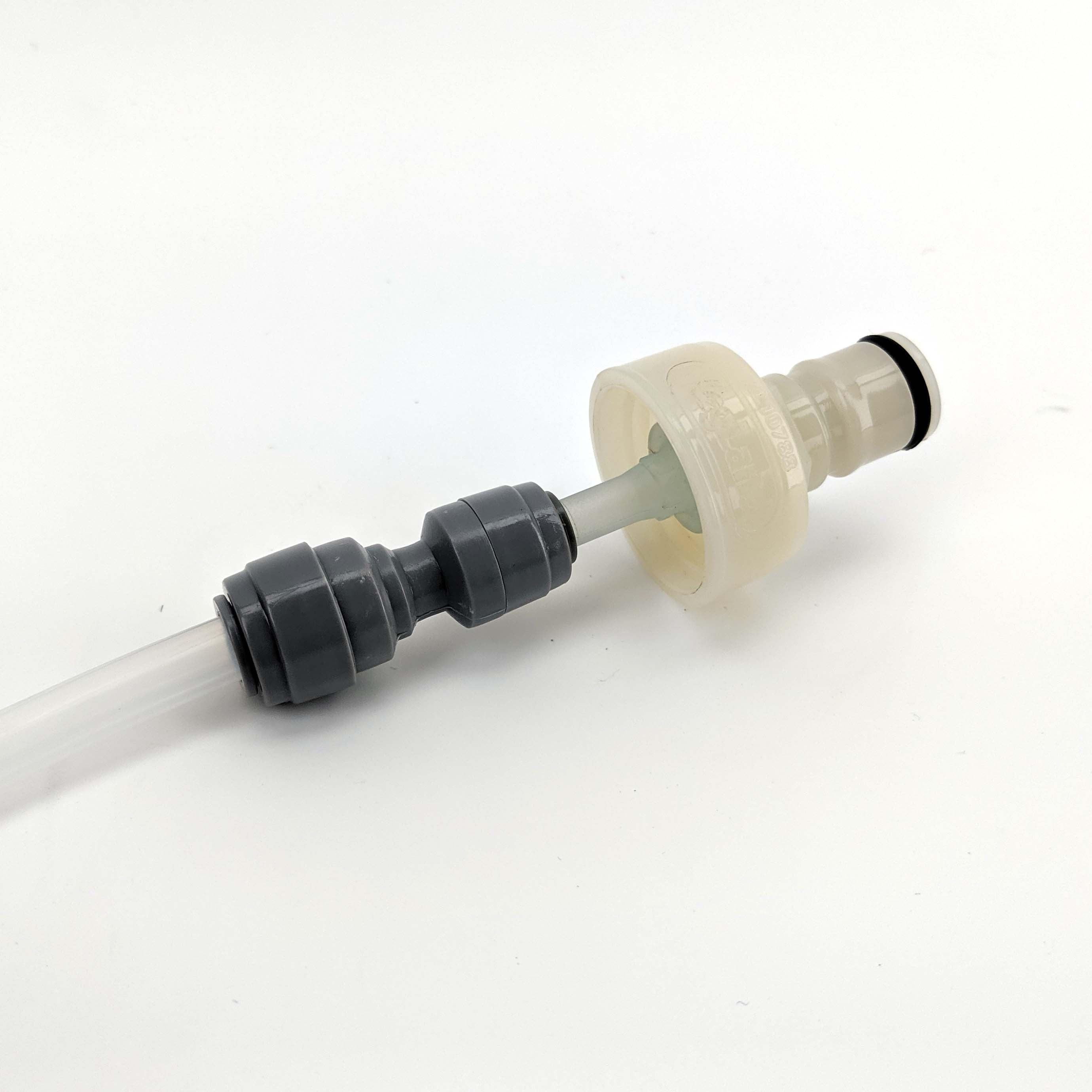 6.35mm x 8mm duotight reducer on early generation carbonation cap.